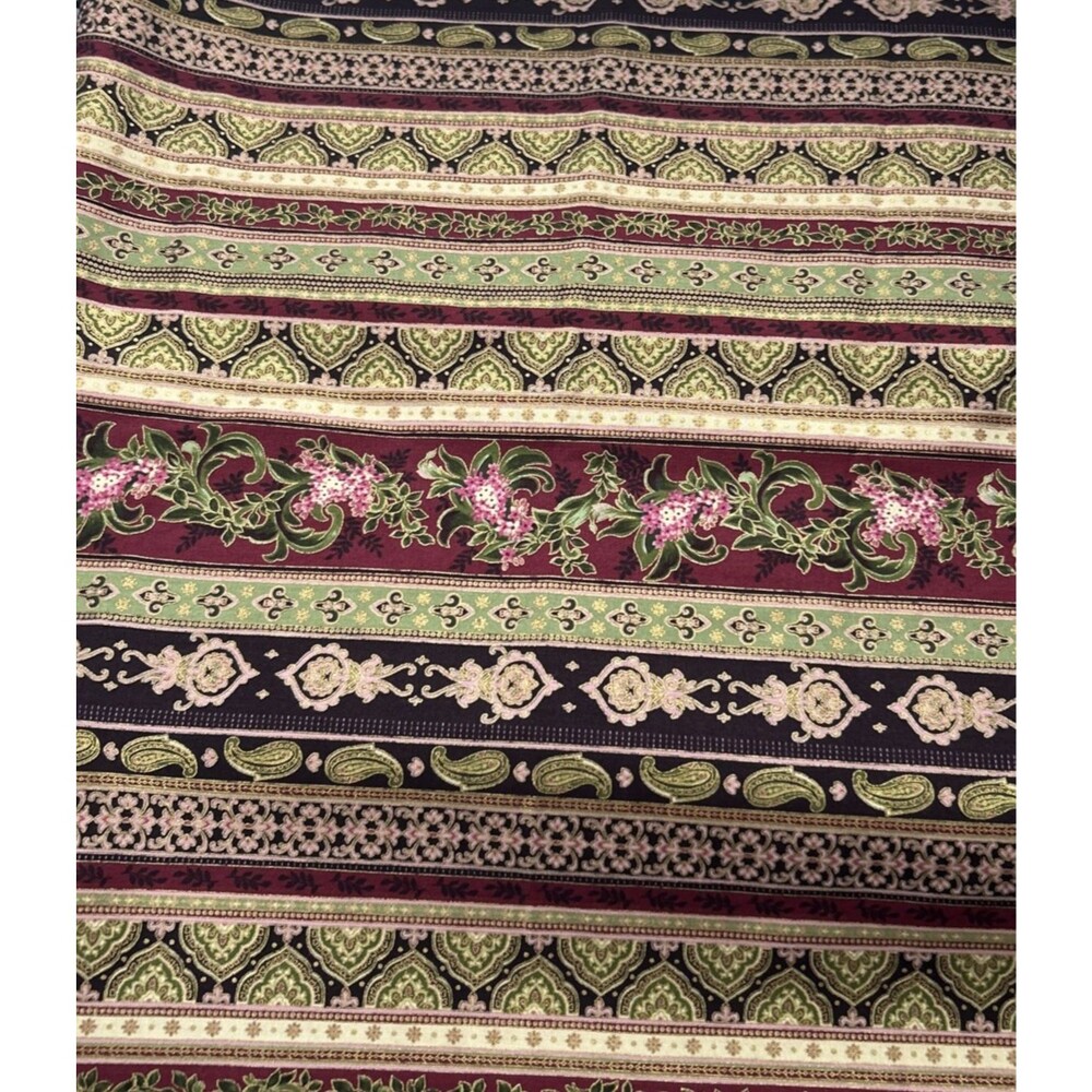 La Scala for Robert Kaufman Cotton Quilting Fabric D8535 Paisley Floral 2 Y